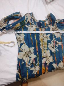 Floral Salwar Kameez Suit dupatta