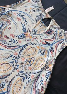 Pretty Floral Top