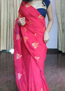 Women Red Emroidered Saree❤️