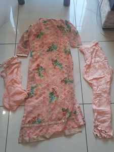 Peach Gorgette Suit With Dupatta And Pant Plazo