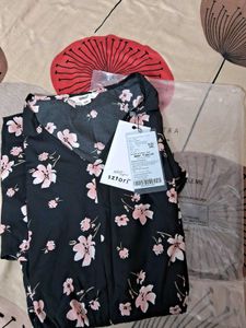 Women Plus Size Black &amp; Pink Floral A-Line Dress