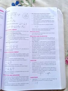 MTG COMPLETE NEET GUIDE PHYSICS