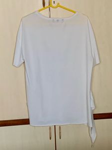 Vero Moda Unique Graphic Tee