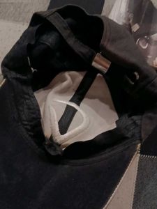 ATTRACTIVE BLACK COLOR SUMMER CAP