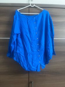 Beautiful Back Buttoned Top!