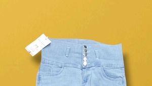 J@81 Size-32 (Sale) Latest Ladies high waist Jeans