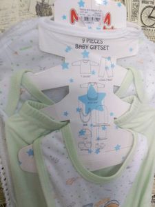 9 Pieces Gift Cloth Breathable Fabric Set for Baby