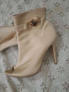Stylish Peep-Toe Booties