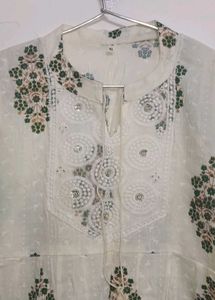 Elegant Embroidered Kurta