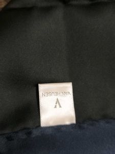 Van Heusen Set Of Bowties And Pocket Square