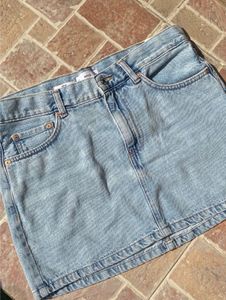 Mango Denim Mini Skirt fits smalll