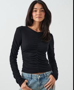 Black Long Sleeve Top