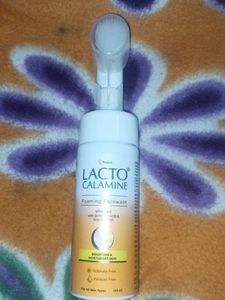 Lacto Calamine Face Wash