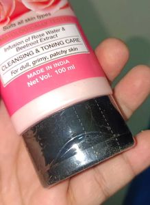 WOW Himalayan Rose Face Wash