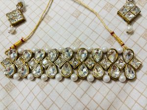Elegant Kundan Choker Set