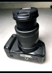 Canon 700D in Mint condition with new 18-55 STM M2