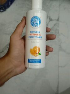 The Moms Co. Natural Vitamin C Face Toner