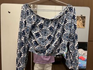 Off Shoulder Blue And White H&M Top.
