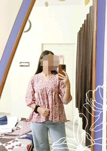 Floral Print V-Neck Blouse