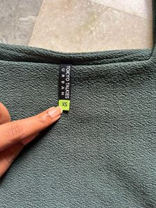 Tokyo Talkies Chic Green Puff Sleeve Top