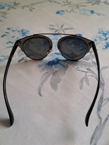 Greyish Black Tinted Sunglass