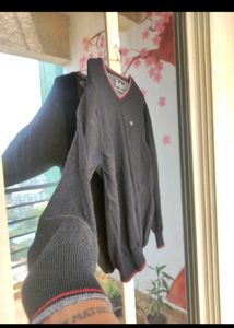 Monte Carlo Plain Black Classic Sweater
