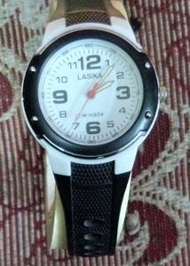 Lasika Watch