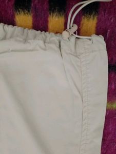 max casual Pants (light green colour)