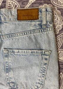 Straight Jeans 28”