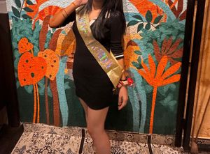 Stylish Black K-drama style midi bodycon