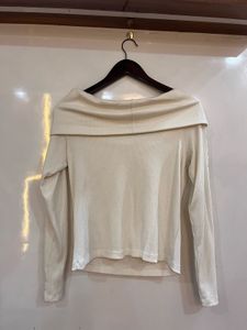 Off-Shoulder Graphic Top