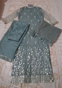 Three Piece Set Modestouze AttiresEmbellish Size S