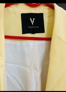 Chic Yellow Blazer - Versatile Style