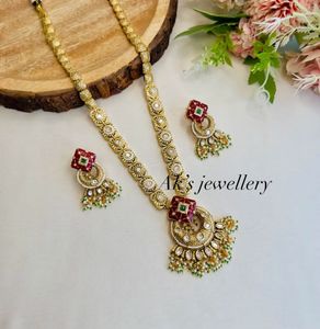 Trending Jwellery Set Premium Quality