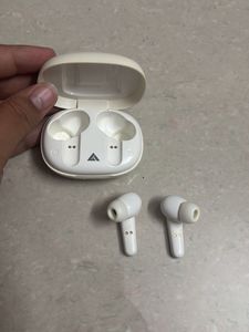 Boult Airbass Earbuds