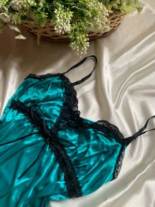 Slip / Cami ( Sleepwear )