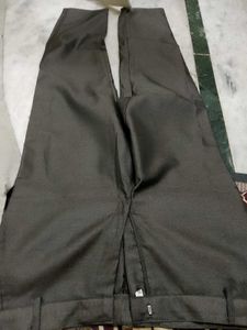 4 Pants 2 Shirts Combo