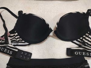 Guess bra
