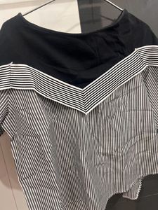 Black Striped Top Of L Size