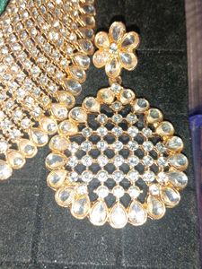 Elegant Gold-Toned Necklace Set