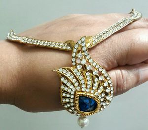 Stone Studded Artificial Jewellery Set.