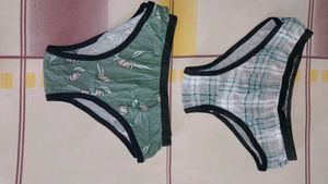 Floral &amp; Plaid Panties🌸🦋
