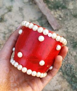 Red Pearl-Embellished Planter