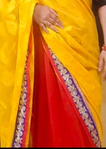 Saree.. Blouse Not Attached