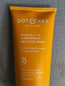 Dot And Key Facewash