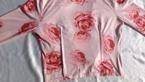 Brand New (Urbanic)Satin Floral Rose Pink Crp Top
