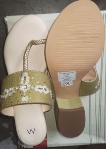 Women&#39;s Embellished Thong Sandals