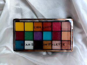 Lyon Beauty USA Star Shadow Palette