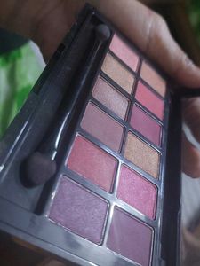 Lakme Absolute Eye Shadow