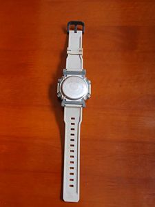I am selling watch